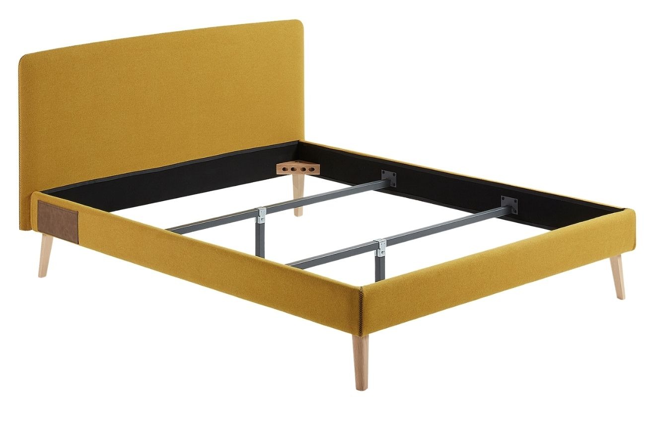 Hořčicově žlutá látková dvoulůžková postel Kave Home Dyla 150